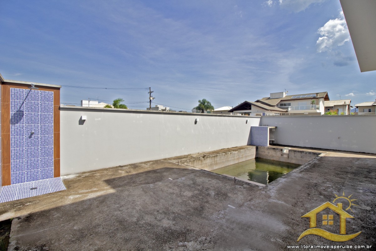 Casa no bairro Bougainvillée IV, Pós Linha