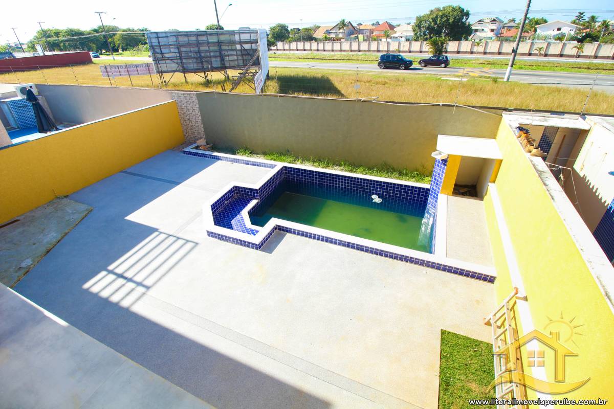 Casa no bairro Bougainvillée IV, Pós Linha