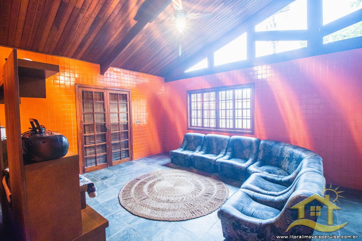 Casa no bairro Arpoador, Lado Linha