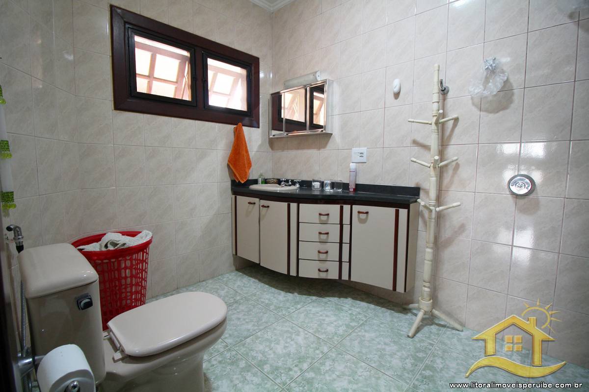 Casa no bairro Bougainvillée III, Lado Linha