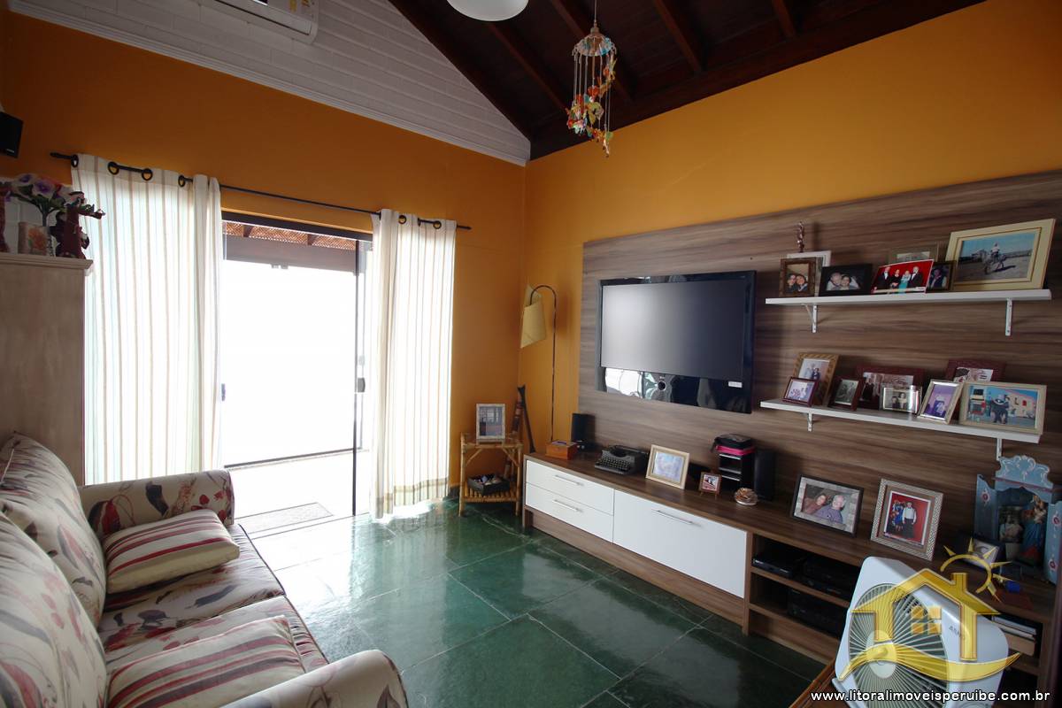 Casa no bairro Bougainvillée III, Lado Linha