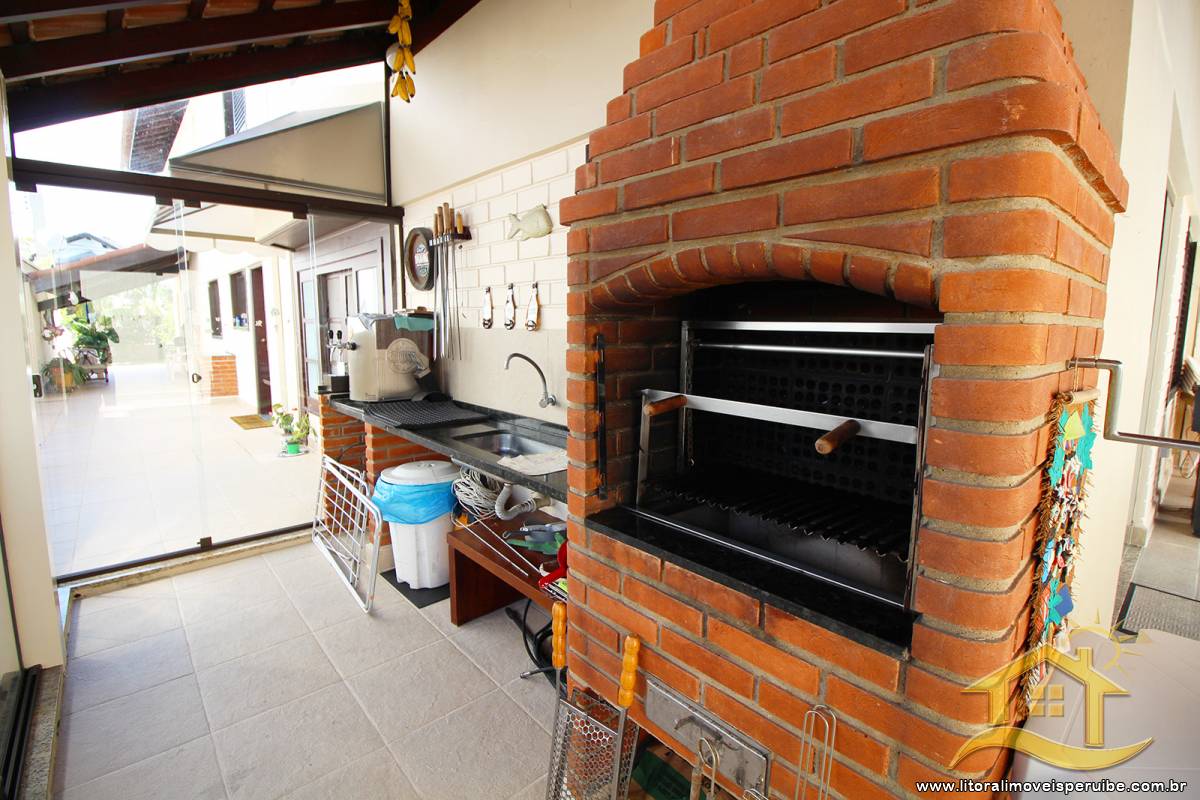 Casa no bairro Bougainvillée III, Lado Linha