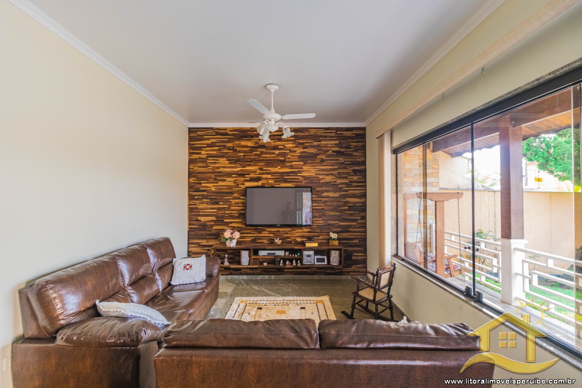 Casa no bairro Oásis, Lado Linha