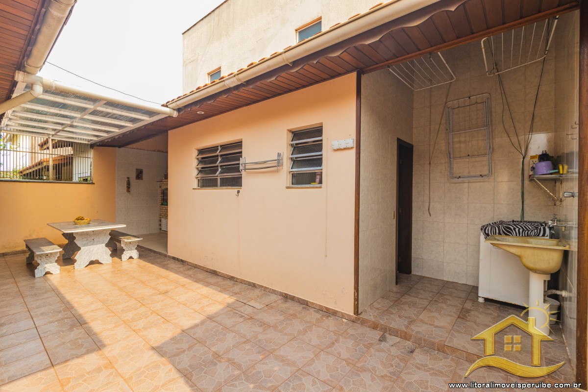 Casa no bairro Oásis, Lado Linha