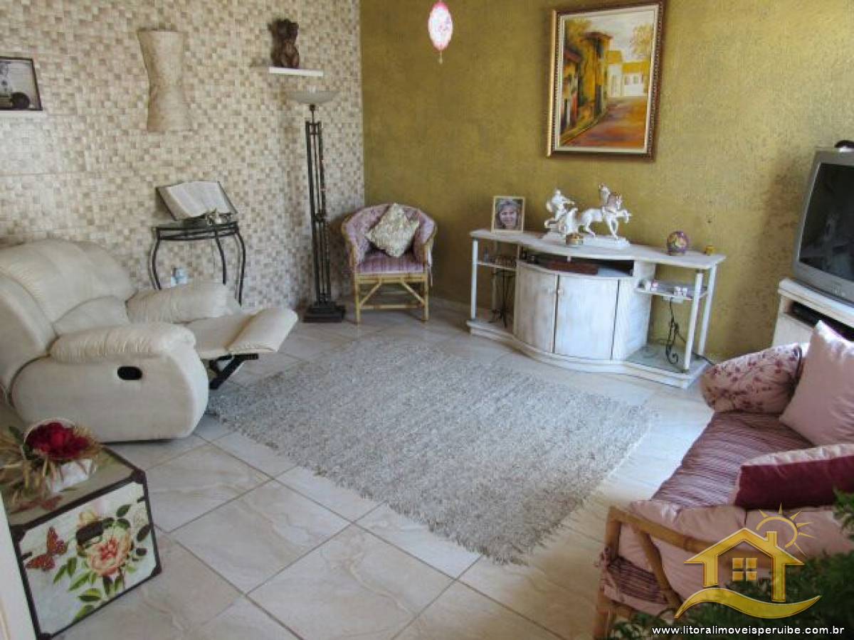 Casa no bairro Belmira Novaes, Lado Praia