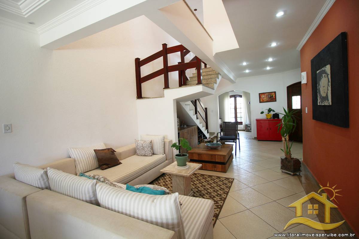 Casa no bairro Residencial Três Marias, Pós Linha