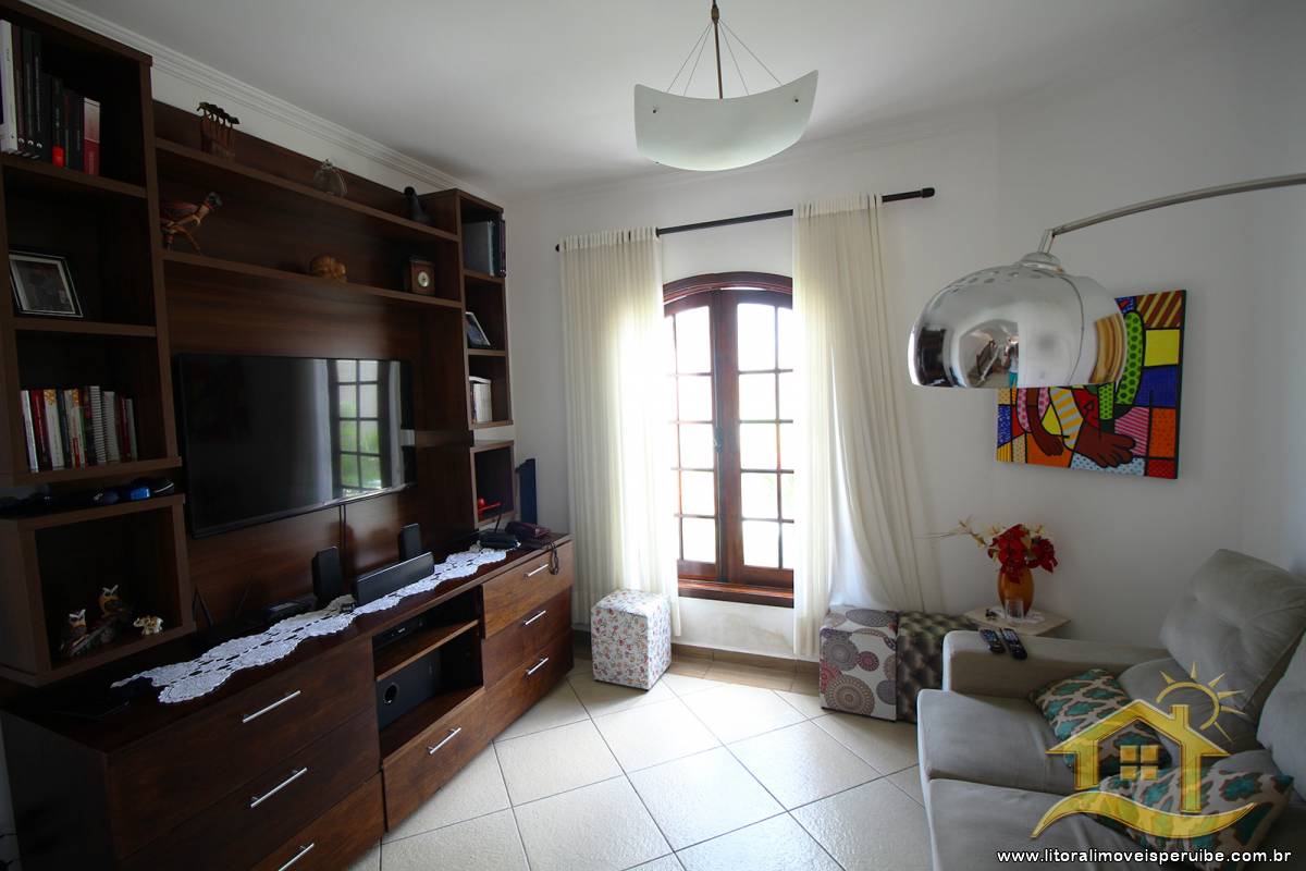 Casa no bairro Residencial Três Marias, Pós Linha