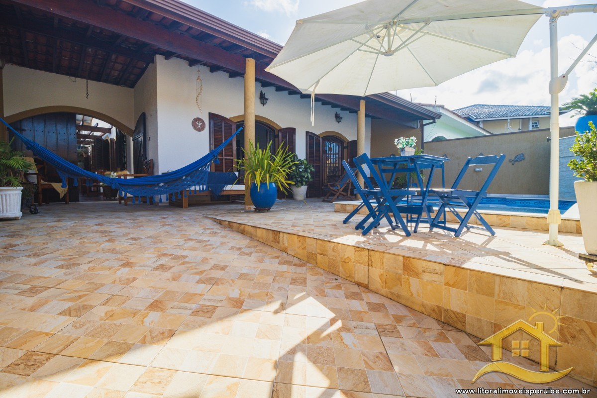 Casa no bairro Oásis, Lado Linha