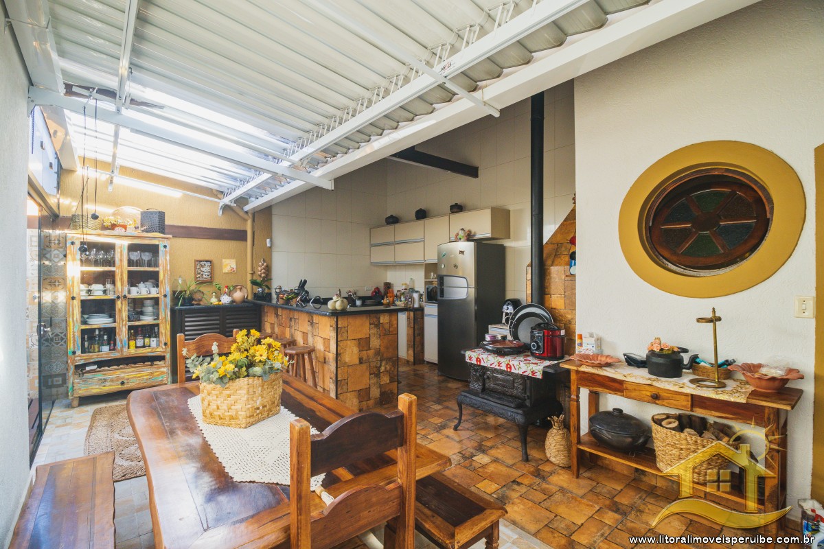 Casa no bairro Oásis, Lado Linha