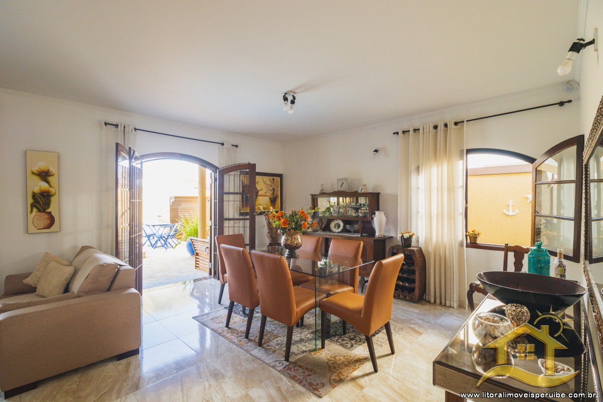 Casa no bairro Oásis, Lado Linha
