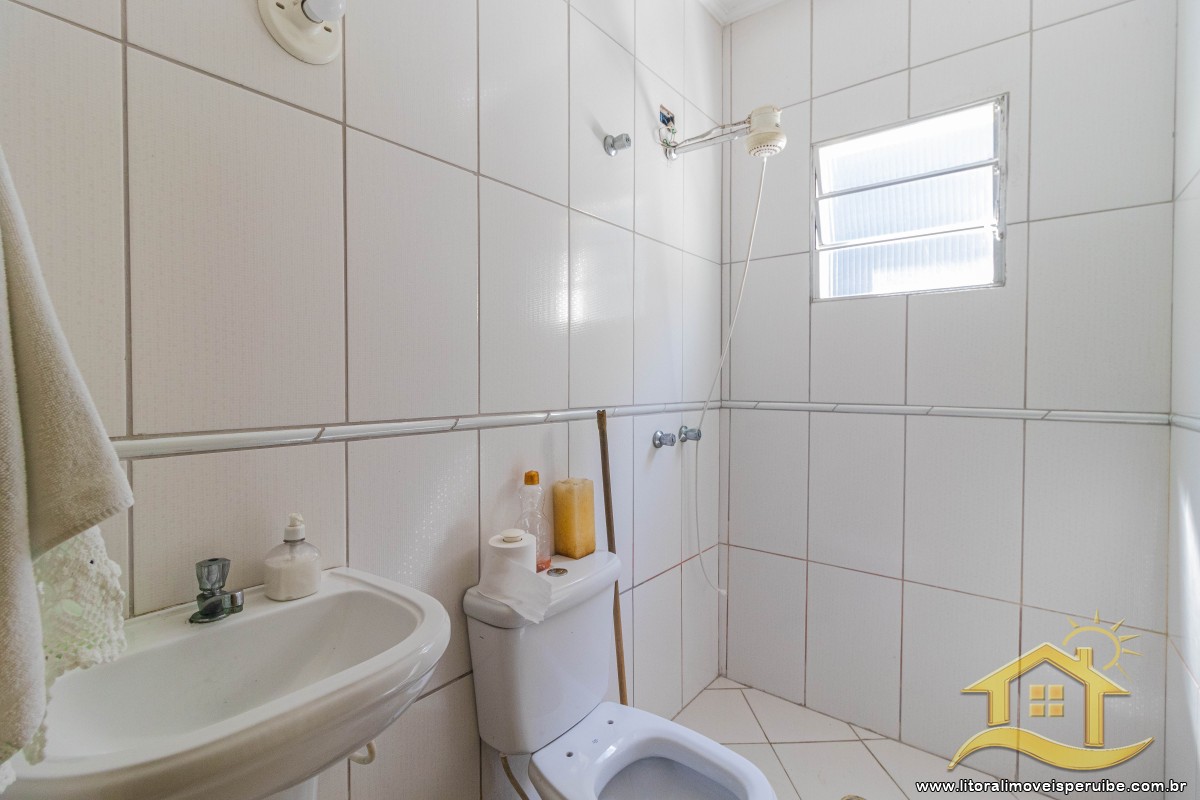 Casa no bairro Jardim Peruíbe, Pós Linha
