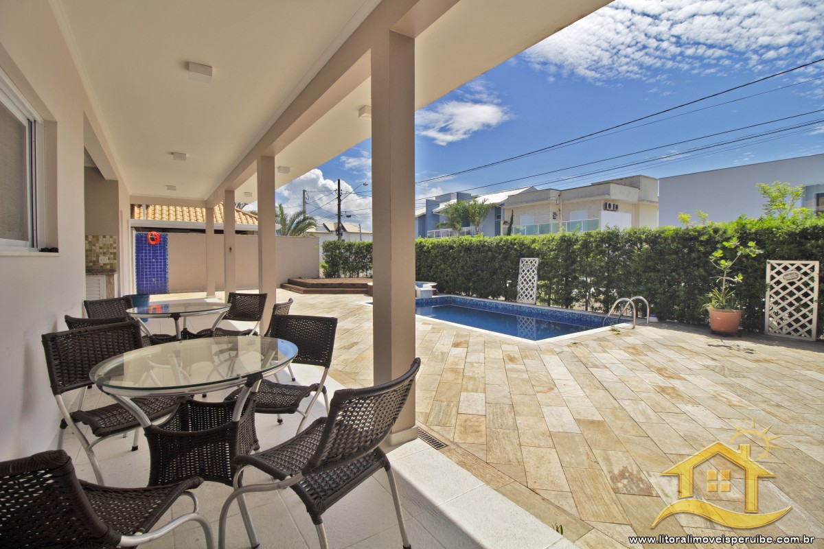 Casa no bairro Residencial Três Marias, Pós Linha