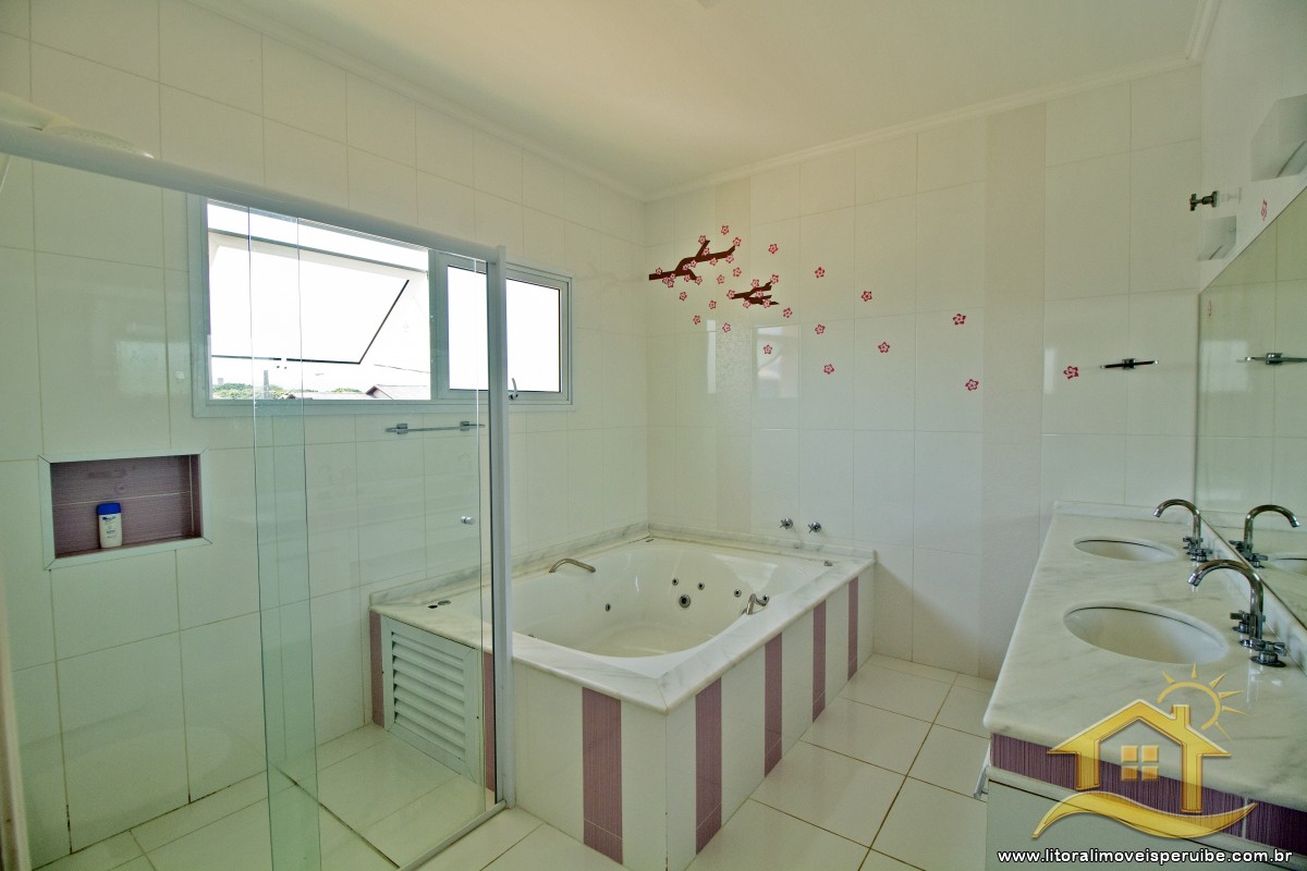 Casa no bairro Residencial Três Marias, Pós Linha