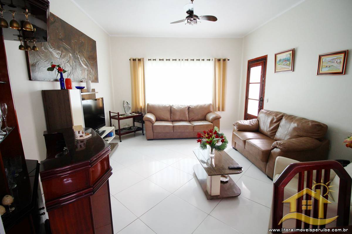 Casa no bairro Centro, Lado Linha