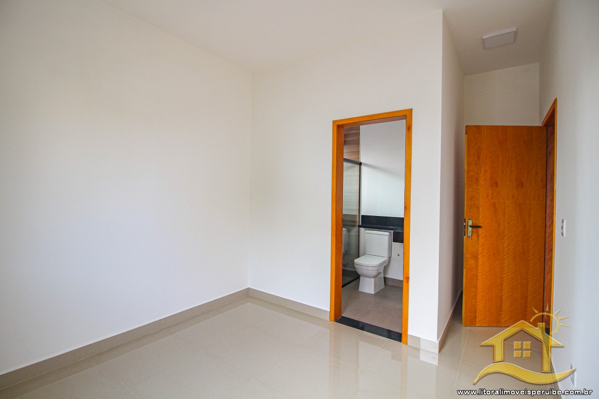Casa no bairro Bougainvillée IV, Pós Linha