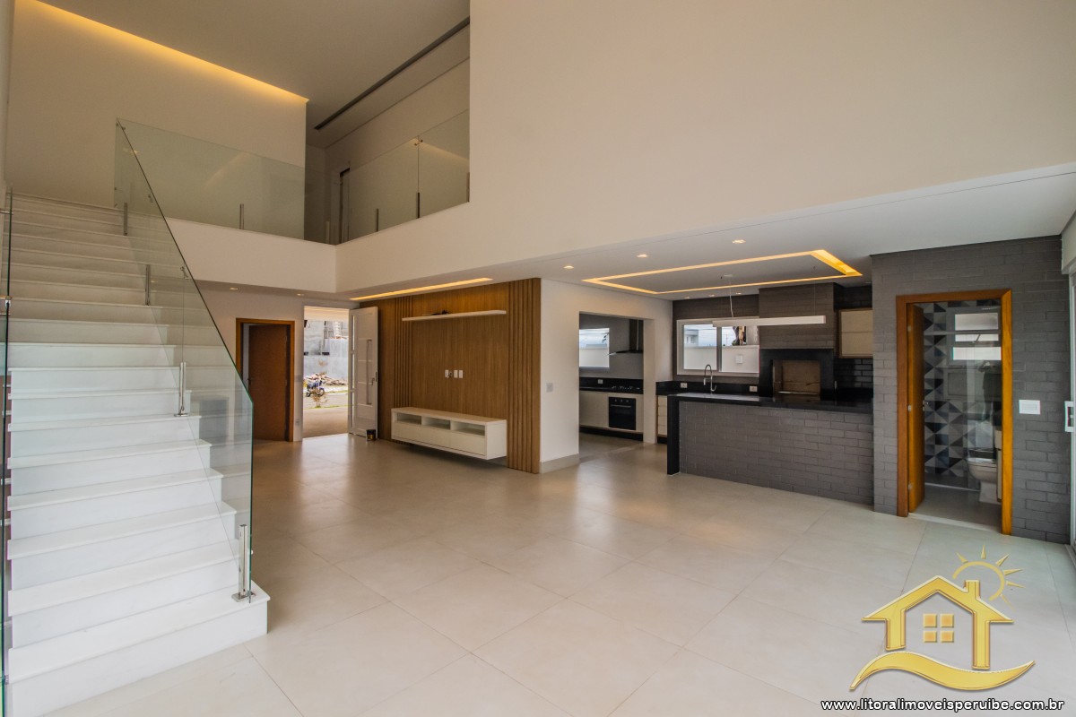Casa no bairro Residencial Flora Rica, Pós Linha