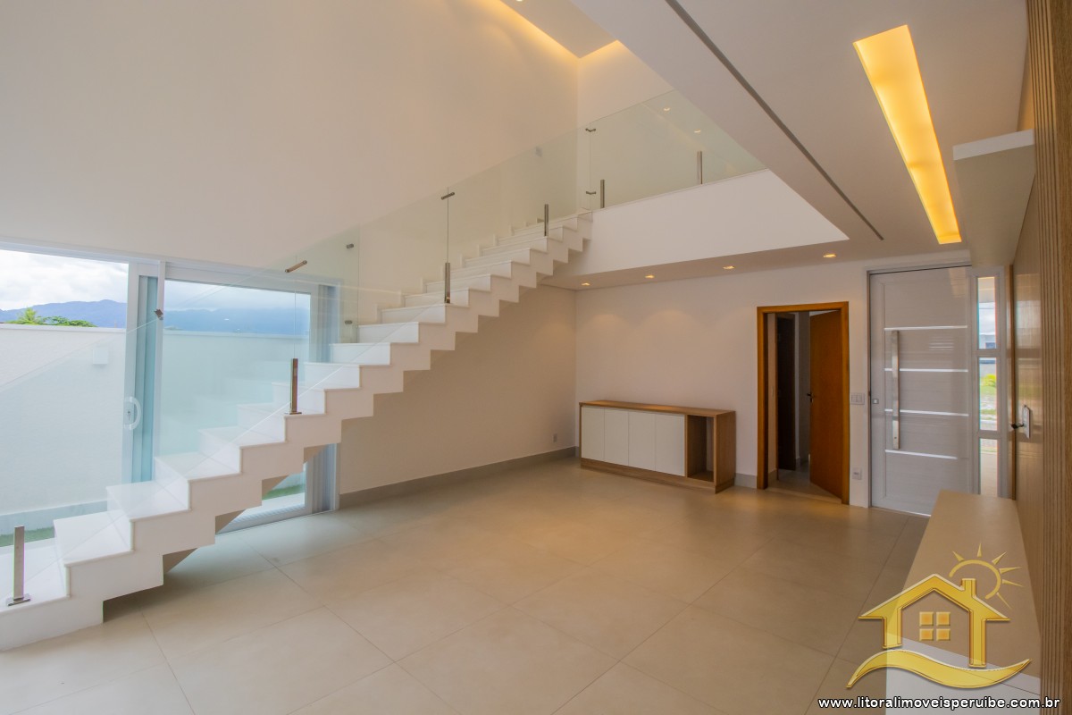 Casa no bairro Residencial Flora Rica, Pós Linha