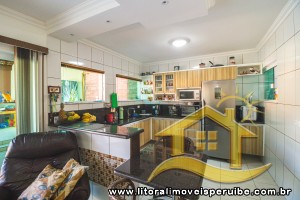 Casa no bairro Centro, Lado Linha
