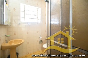Casa no bairro Centro, Lado Linha