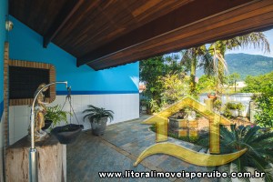 Casa no bairro Centro, Lado Linha
