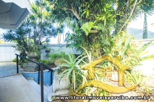 Casa no bairro Centro, Lado Linha