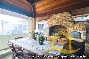 Casa no bairro Centro, Lado Linha