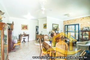 Casa no bairro Centro, Lado Linha