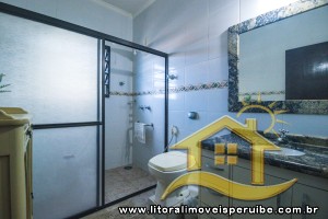 Casa no bairro Centro, Lado Linha