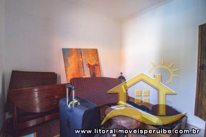 Casa no bairro Centro, Lado Linha