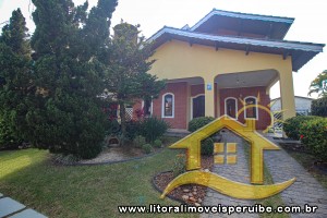 Casa no bairro Bougainvillée II, Lado Linha