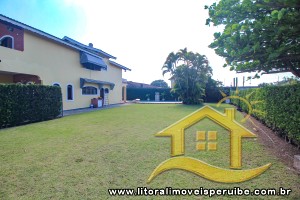 Casa no bairro Bougainvillée II, Lado Linha
