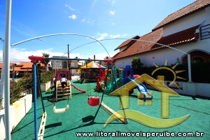 Casa no bairro Bougainvillée II, Lado Linha