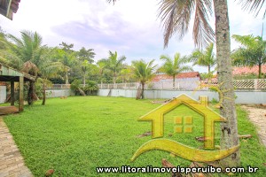 Casa no bairro Belmira Novaes, Lado Praia