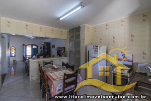 Casa no bairro Centro, Lado Linha