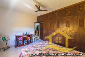 Casa no bairro Centro, Lado Linha