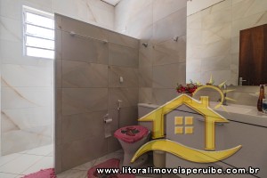 Casa no bairro Centro, Lado Linha