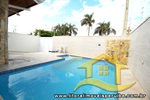 Casa no bairro Belmira Novaes, Lado Linha