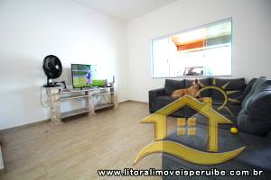 Casa no bairro Belmira Novaes, Lado Linha