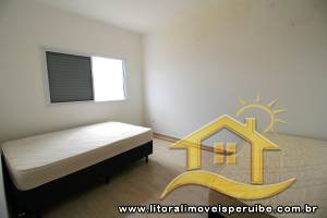 Casa no bairro Belmira Novaes, Lado Linha