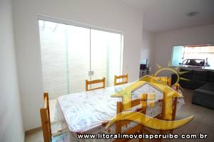 Casa no bairro Belmira Novaes, Lado Linha