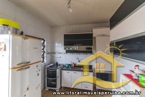 Casa no bairro Jardim Peruíbe, Pós Linha