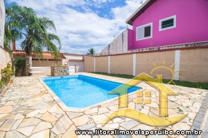 Casa no bairro Belmira Novaes, Lado Linha