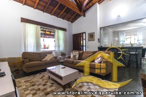 Casa no bairro Bougainvillée II, Lado Linha