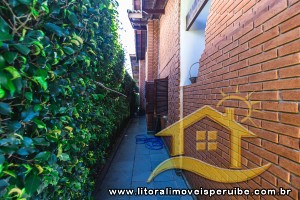 Casa no bairro Bougainvillée II, Lado Linha
