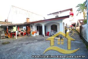 Casa no bairro Centro, Lado Linha
