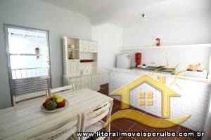 Casa no bairro Belmira Novaes, Lado Praia