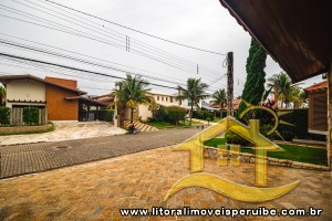 Casa no bairro Bougainvillée II, Lado Linha