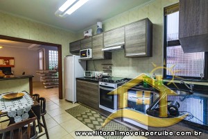 Casa no bairro Bougainvillée II, Lado Linha