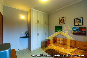 Casa no bairro Bougainvillée II, Lado Linha