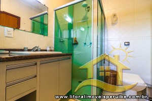 Casa no bairro Bougainvillée II, Lado Linha